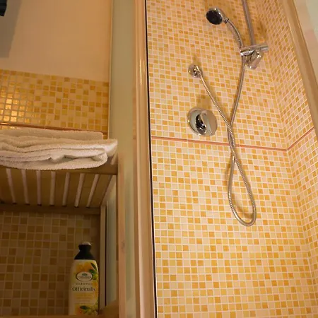 Apartamento Rosso Buoni E Cattivi Cagliari